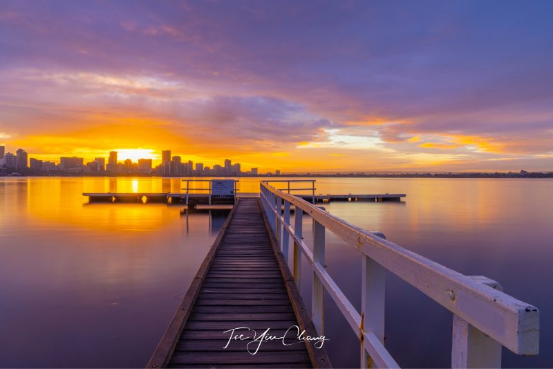 Queen Street Jetty winter sunrise